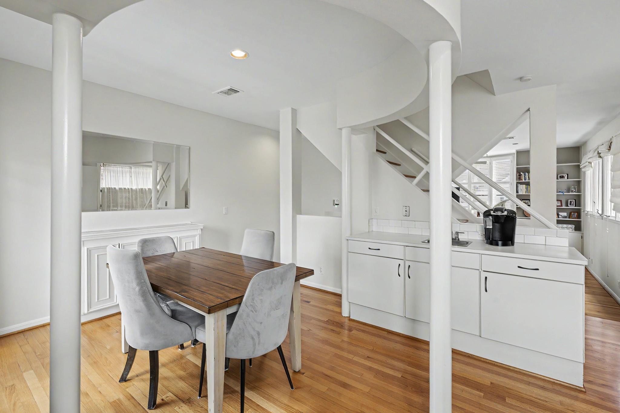 3612 Mulberry Street