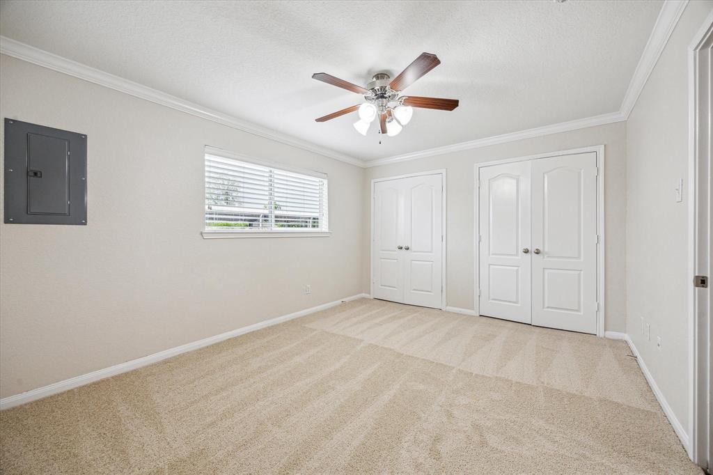 300 Pecore Street # 4