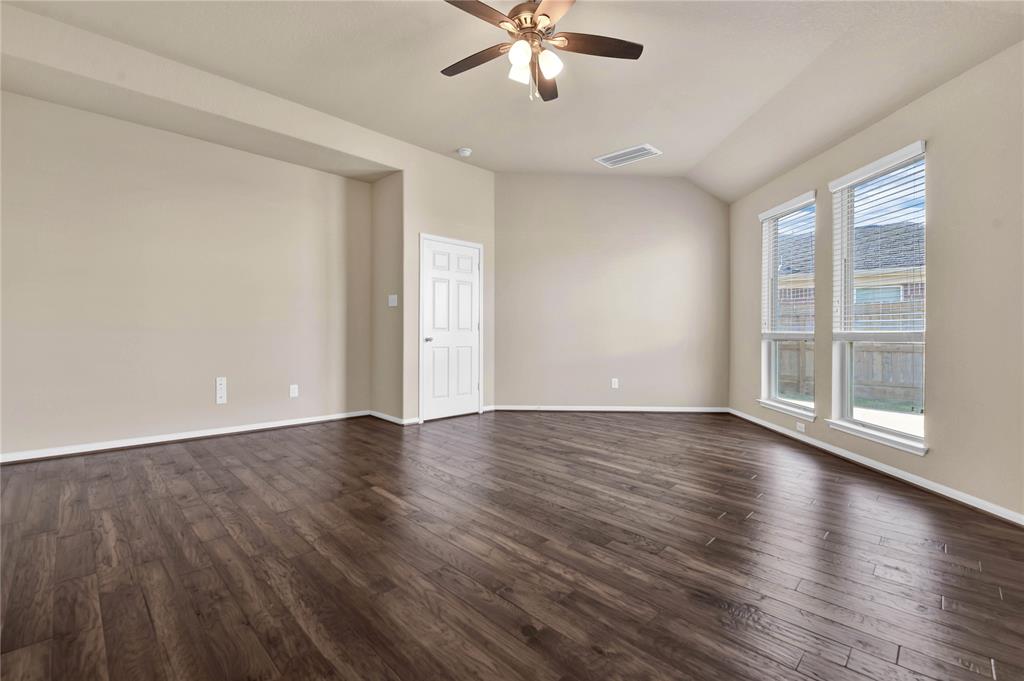 3123 Wren Valley Trail