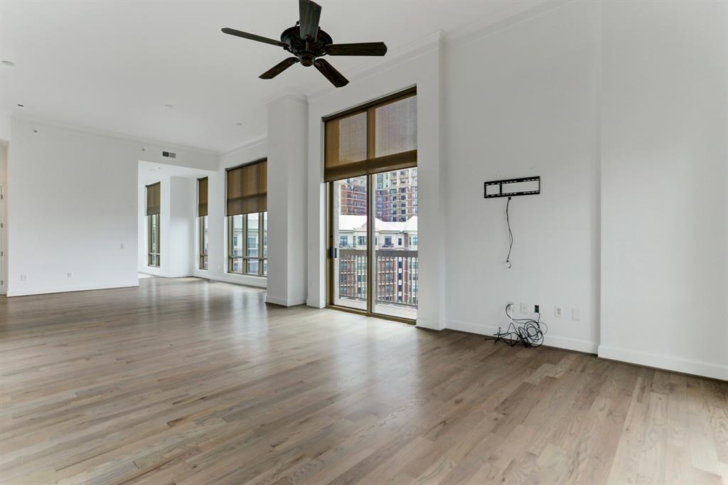 2211 Briarglen Drive # 812