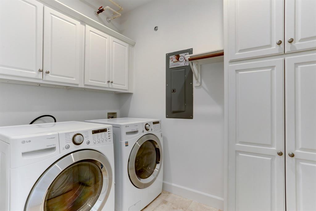 2211 Briarglen Drive # 812