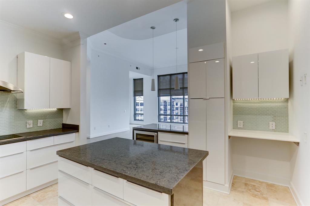 2211 Briarglen Drive # 812