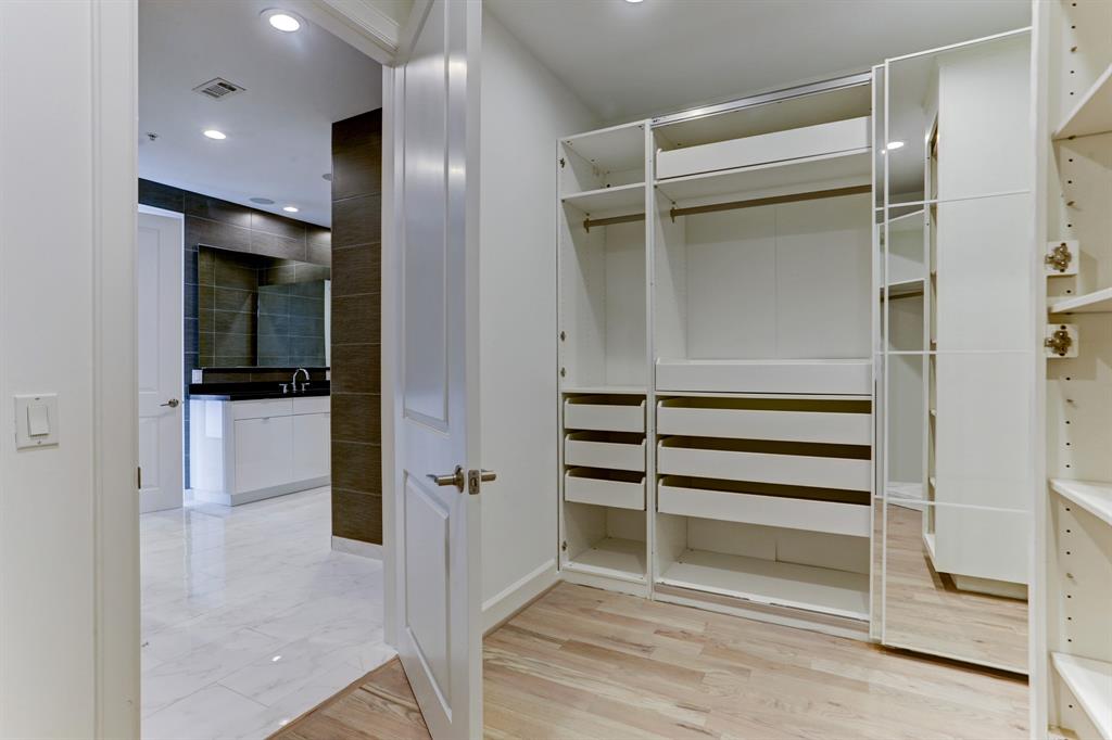 2211 Briarglen Drive # 812