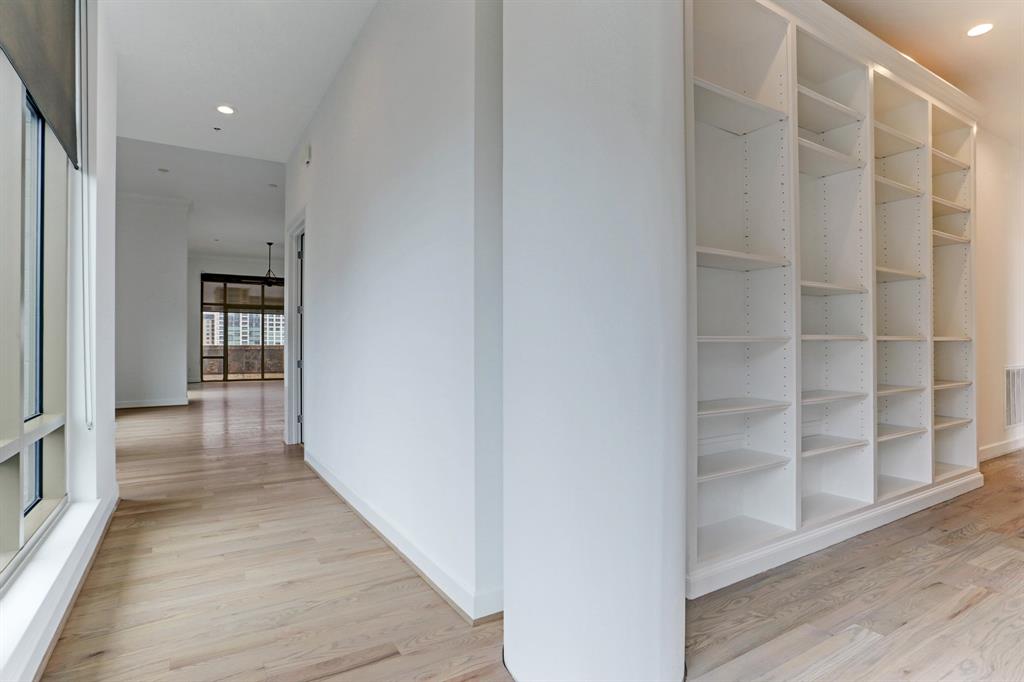 2211 Briarglen Drive # 812