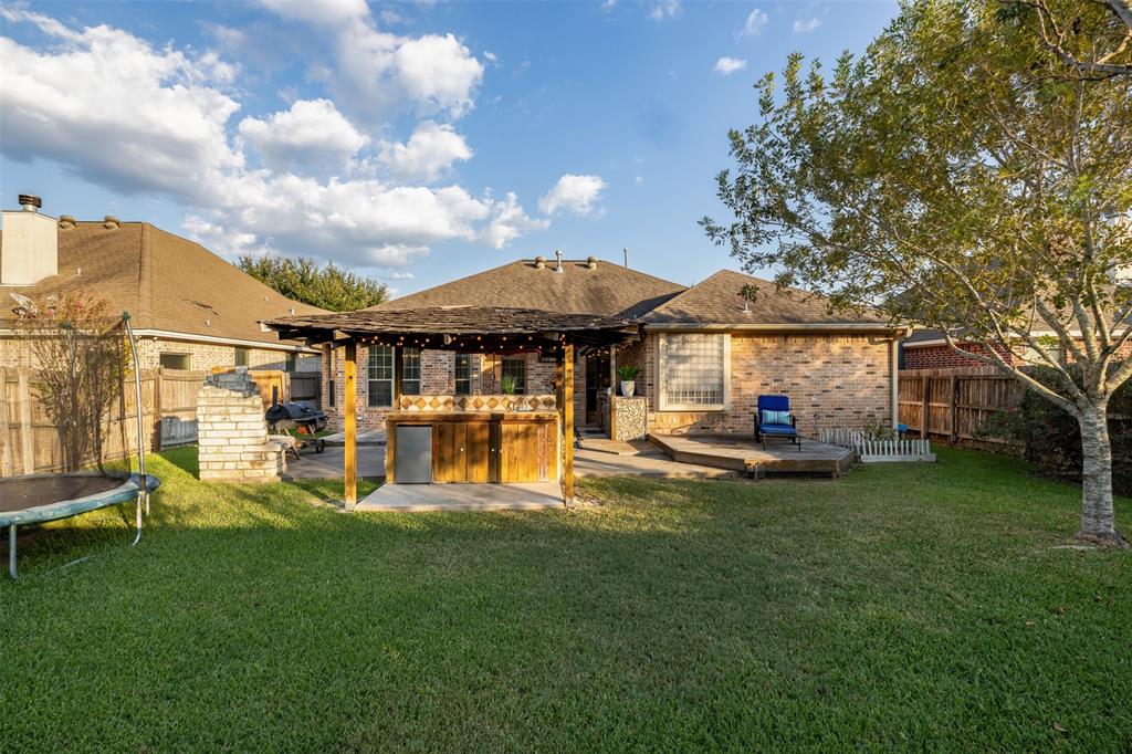 2220 Carlisle Court