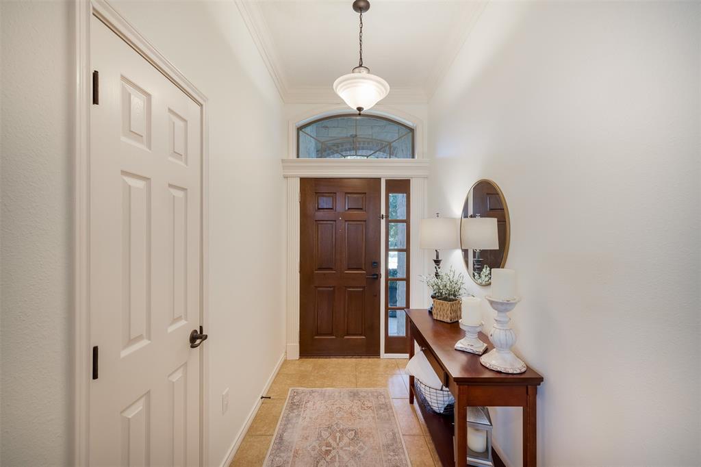 2220 Carlisle Court