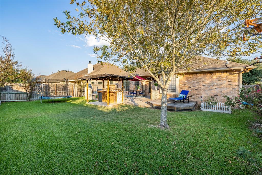 2220 Carlisle Court