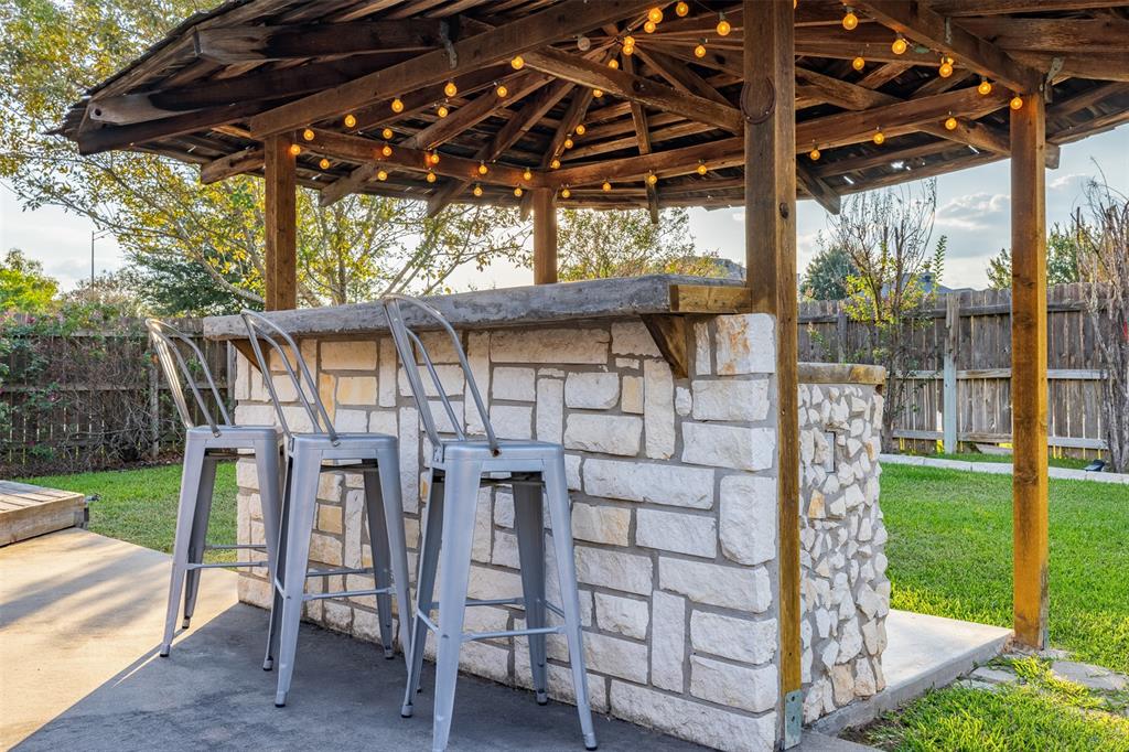 2220 Carlisle Court