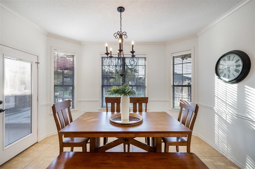2220 Carlisle Court
