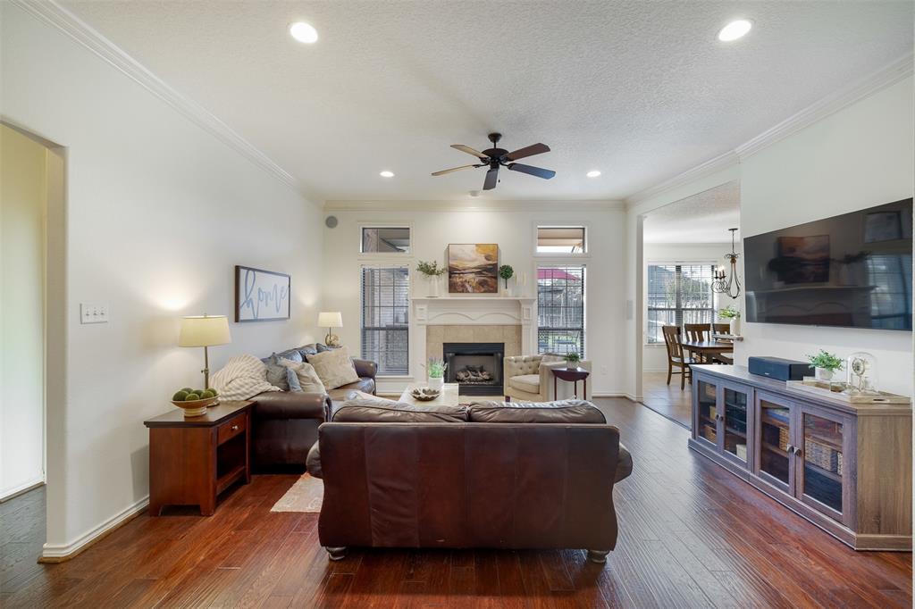 2220 Carlisle Court