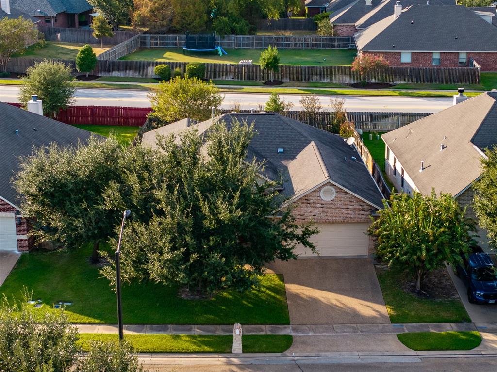 2220 Carlisle Court