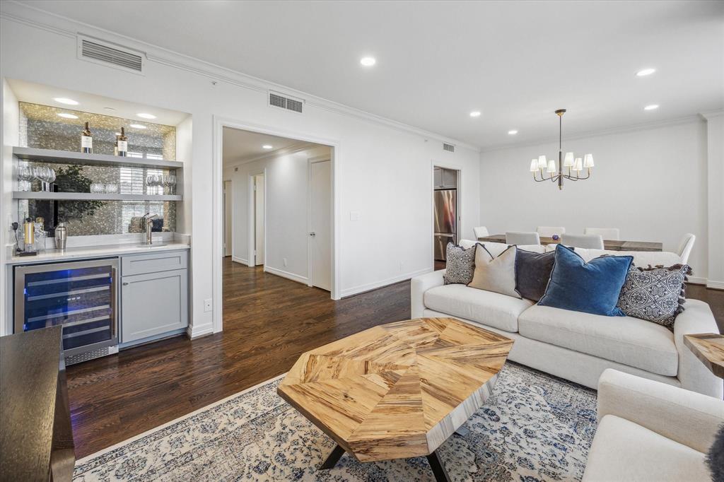 5100 San Felipe Street # 77E
