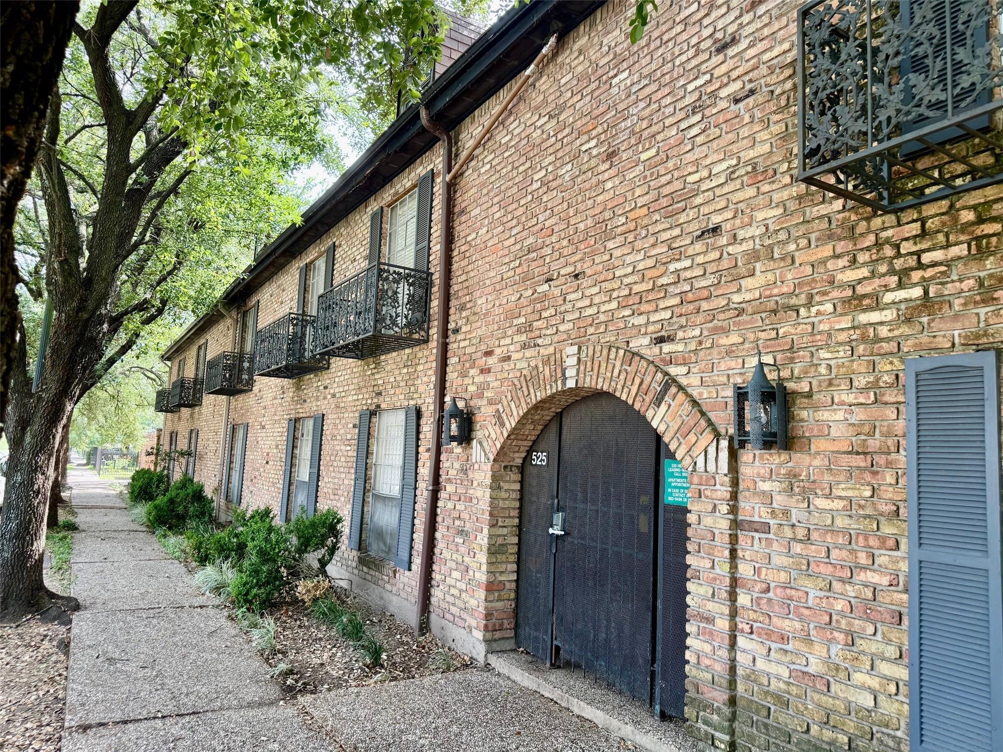 525 Heights Boulevard # 27