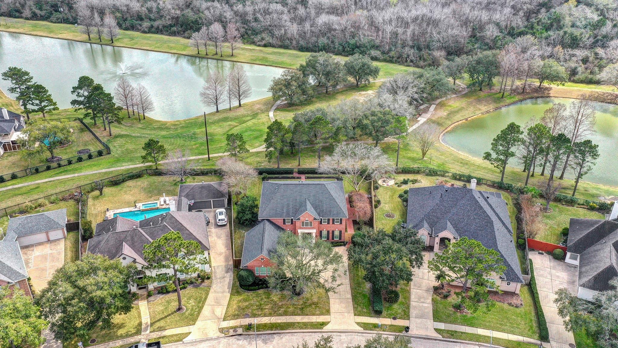 5302 Indian Shores Lane