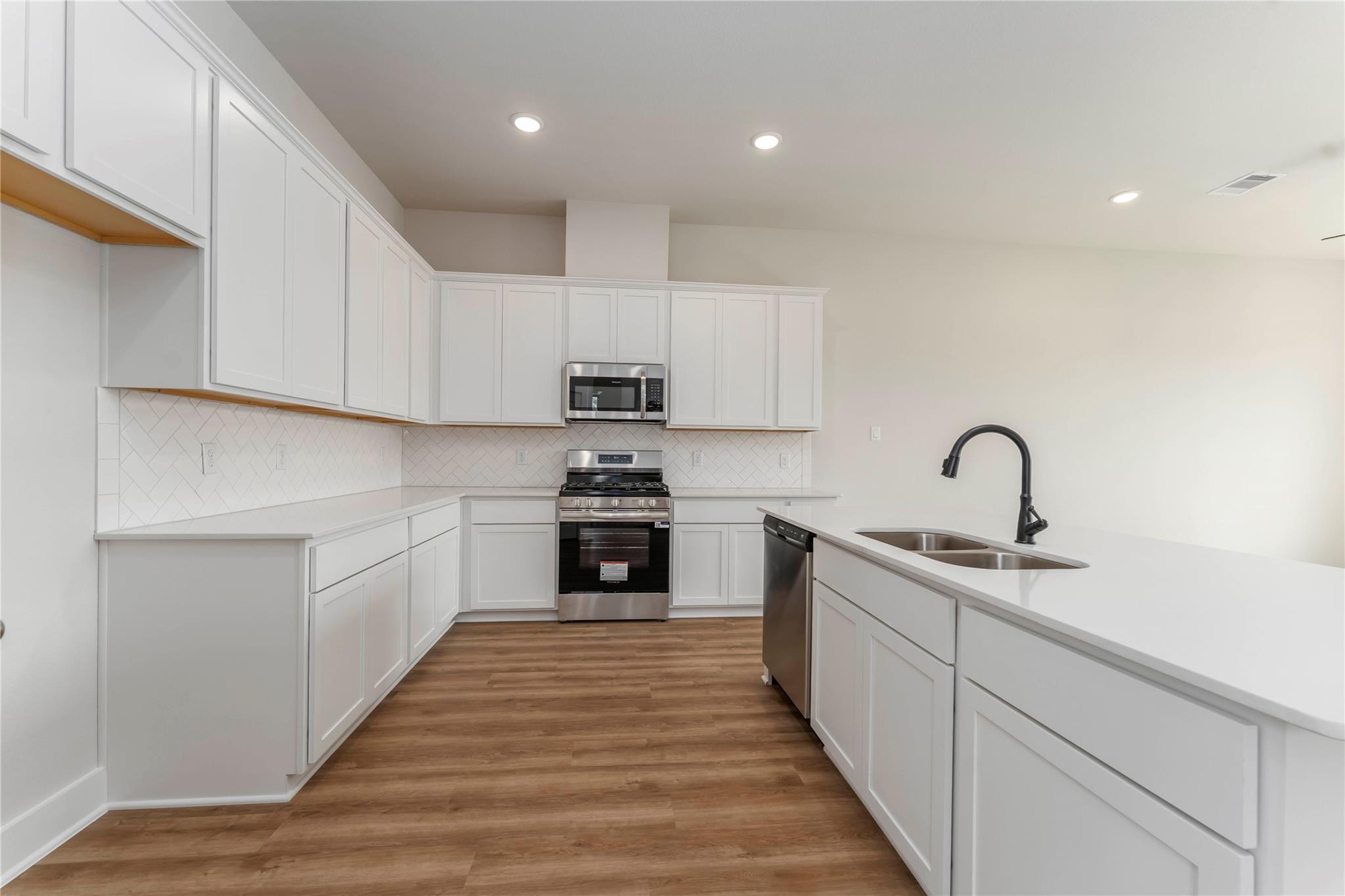 13438 Sun Cay Drive
