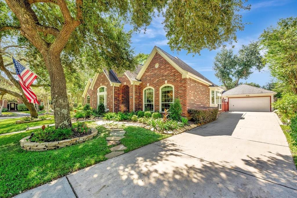 17103 Loblolly Bay Court