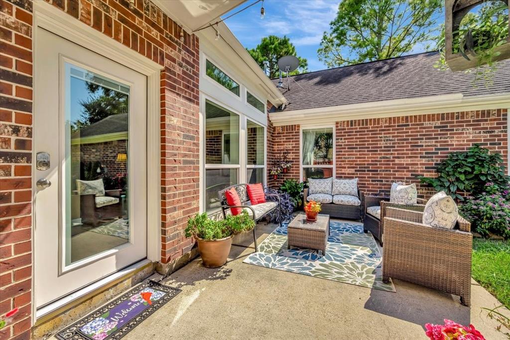 17103 Loblolly Bay Court
