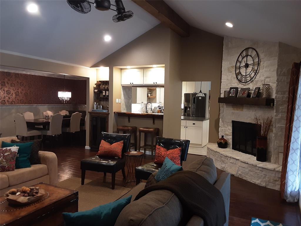 3815 Pecan Valley Drive