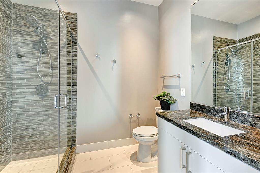 1409 Post Oak Boulevard # 1303
