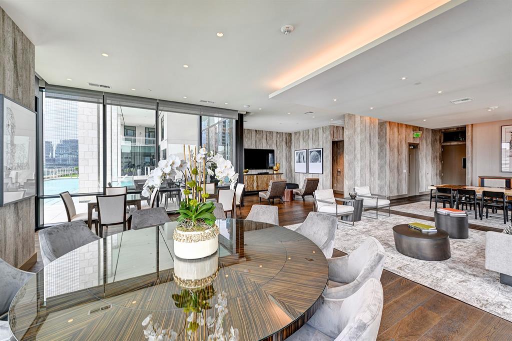 1409 Post Oak Boulevard # 1303
