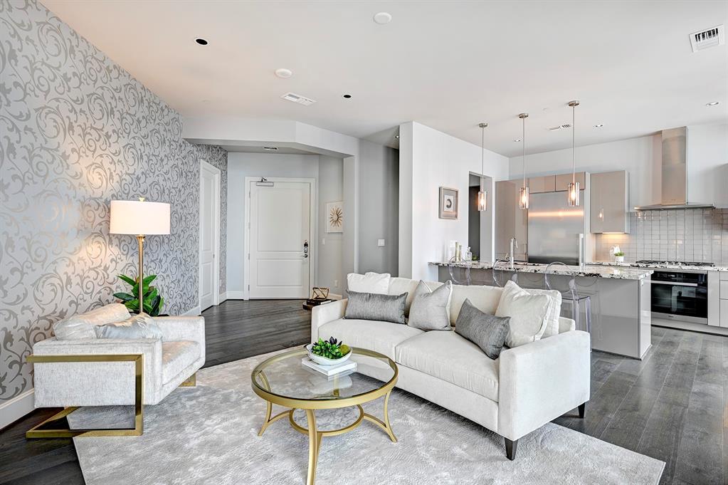 1409 Post Oak Boulevard # 1303