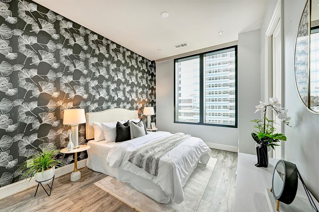 1409 Post Oak Boulevard # 1303