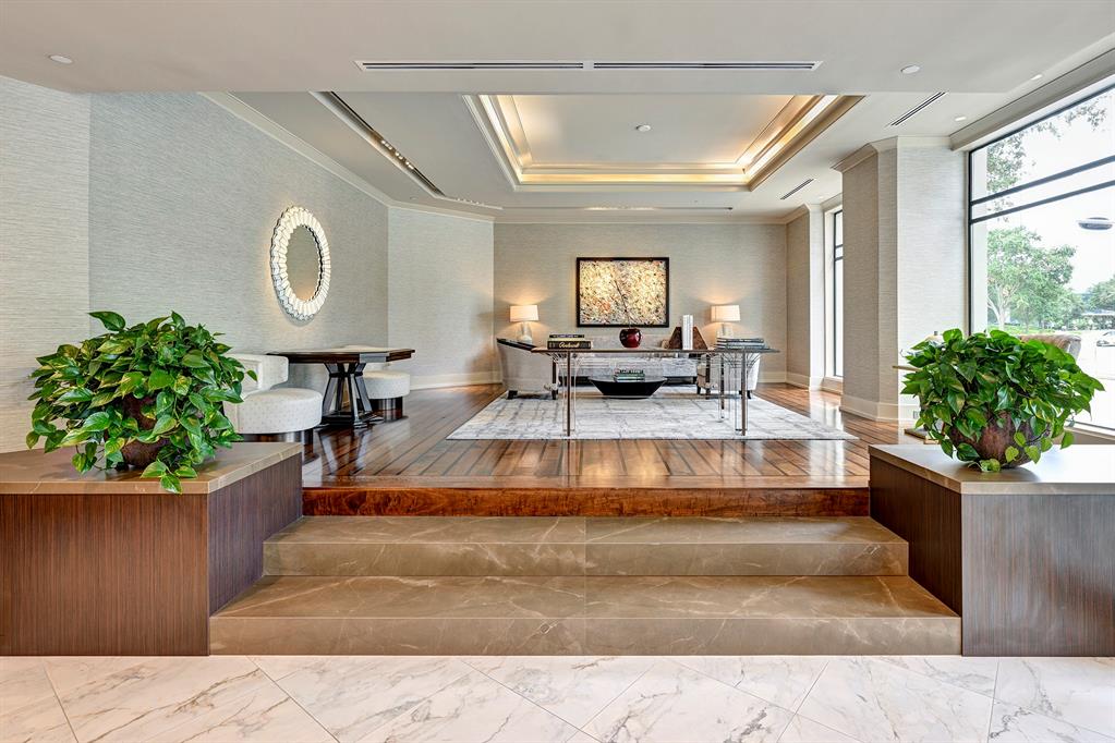 1409 Post Oak Boulevard # 1303