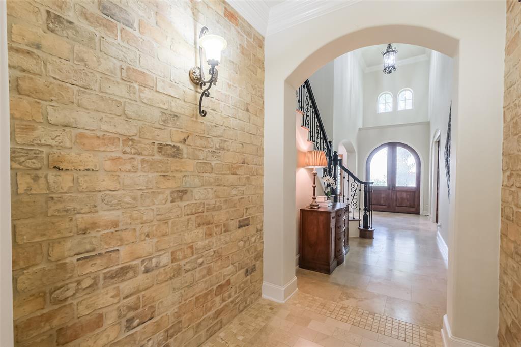 1506 Pine Chase Drive