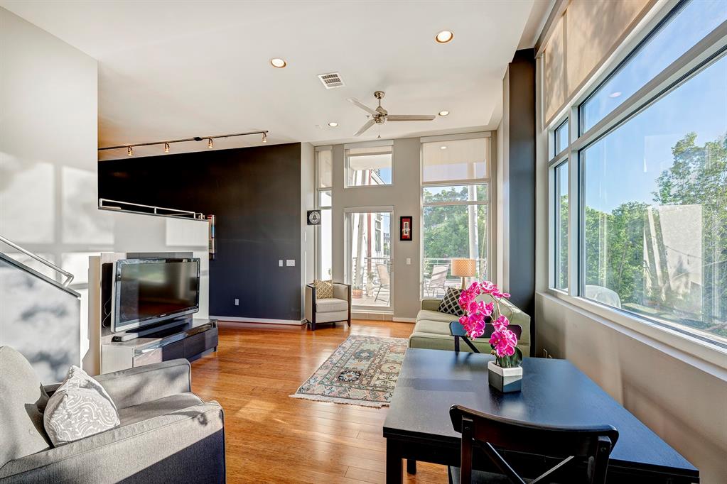 102 Quitman Street # 206