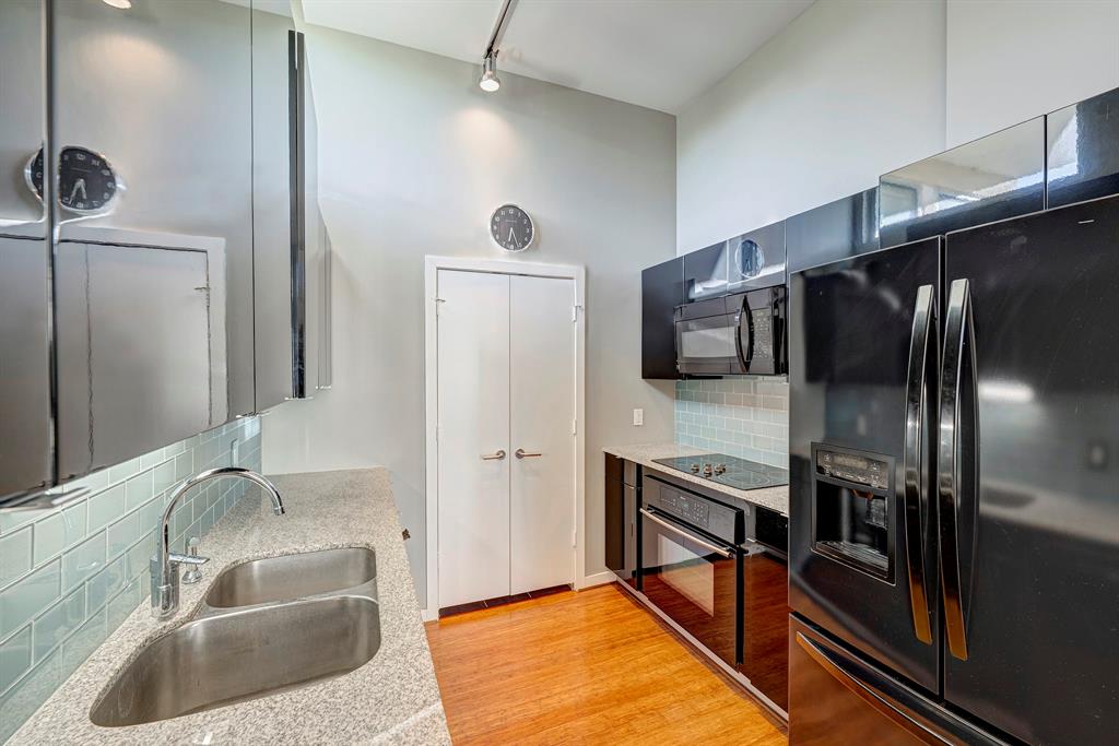 102 Quitman Street # 206