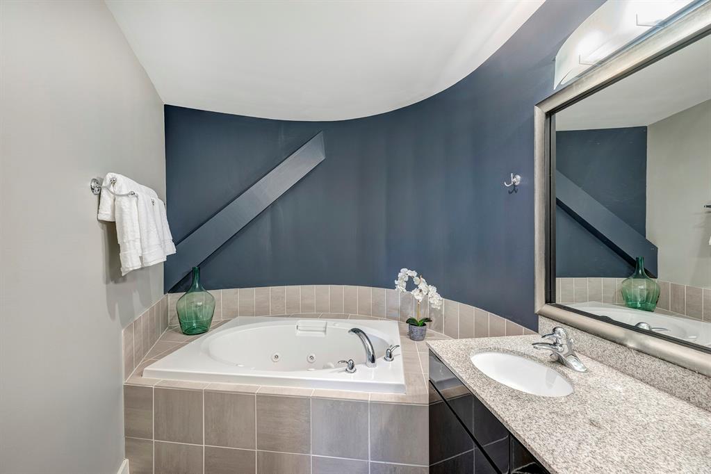 102 Quitman Street # 206