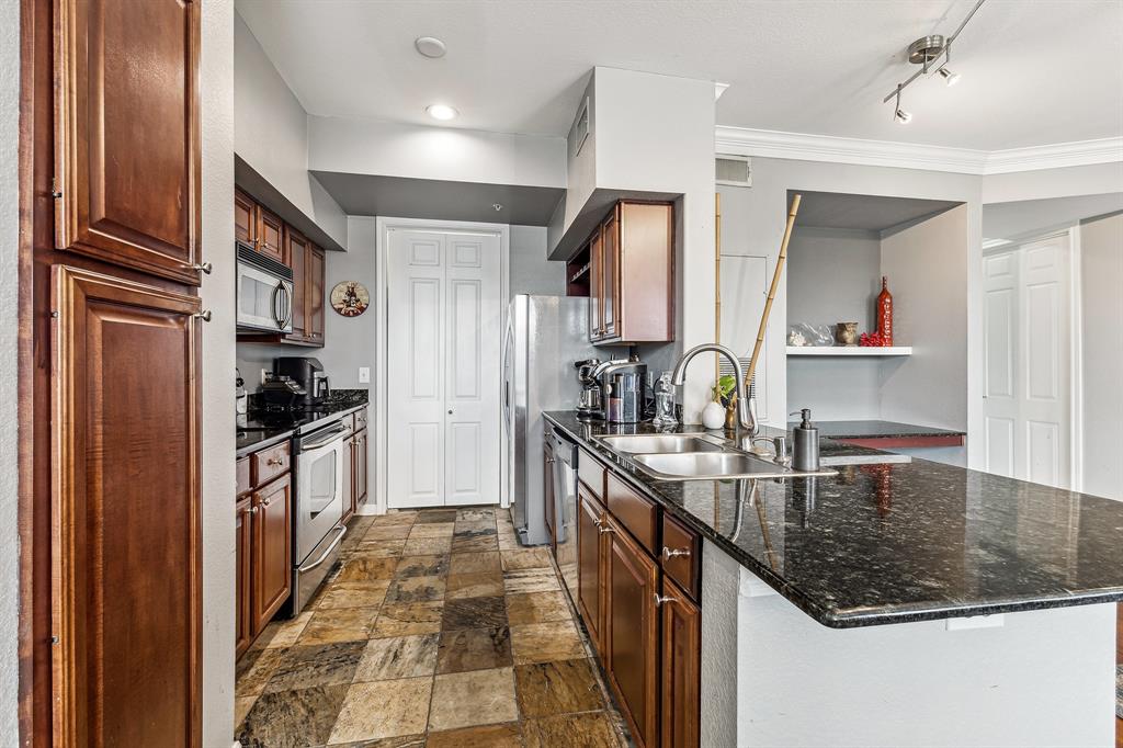 7575 Kirby Drive # 1313