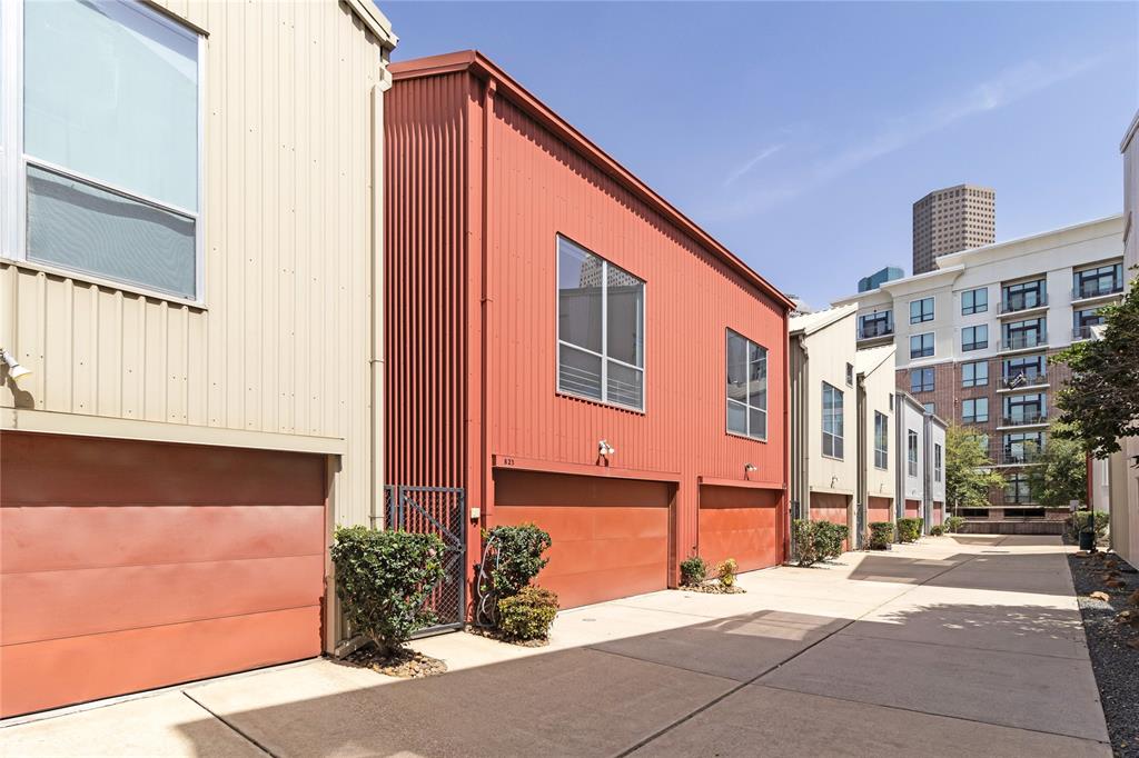 823 Saulnier Street
