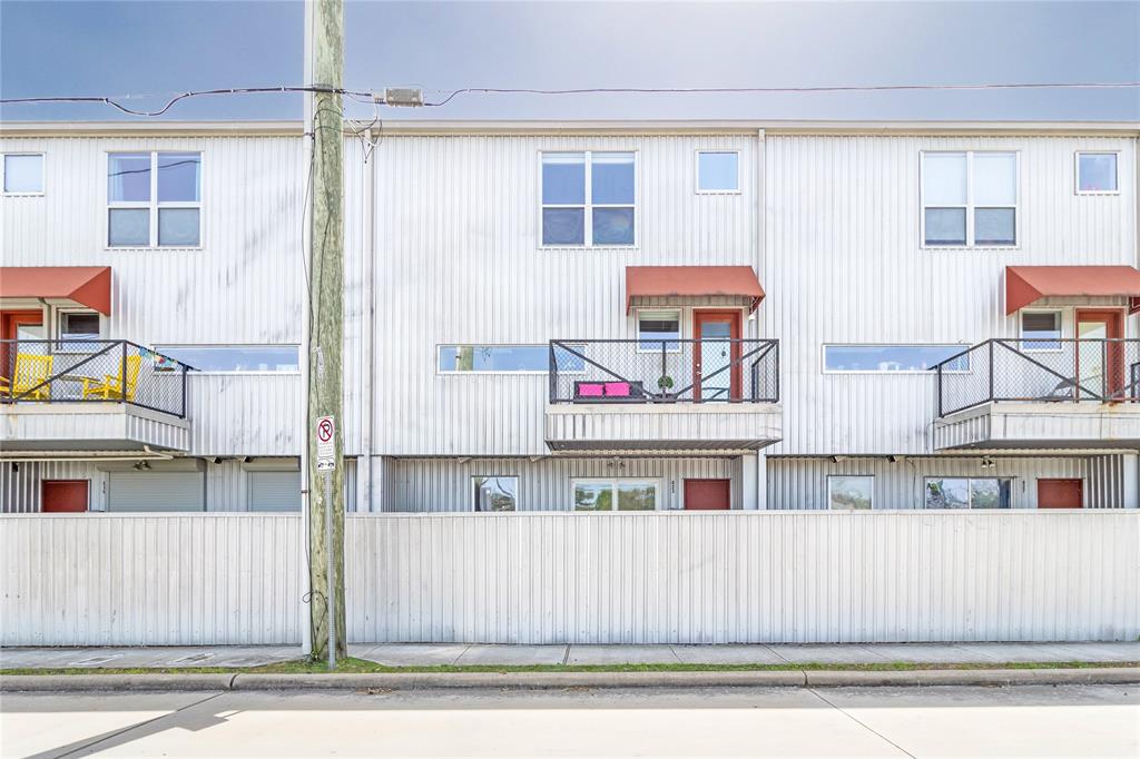 823 Saulnier Street