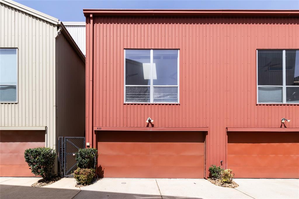 823 Saulnier Street