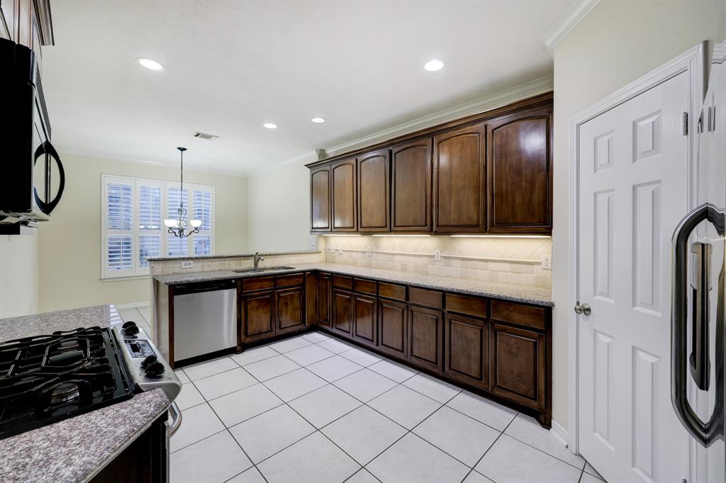 2010 Que Manor Drive