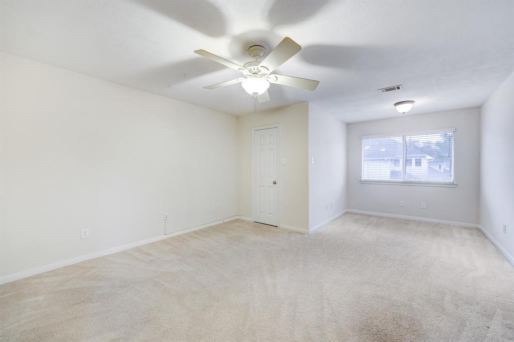 2010 Que Manor Drive