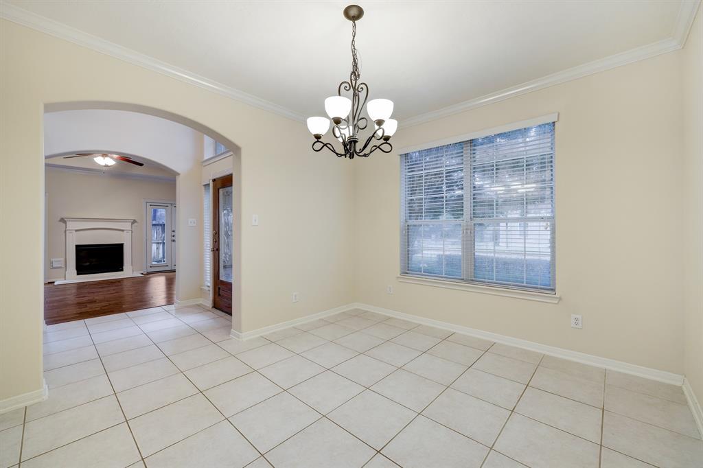 2010 Que Manor Drive