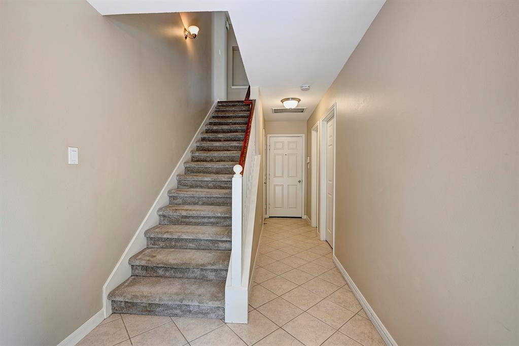 1506 W Webster Street