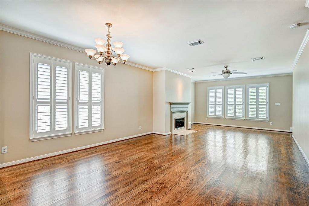 1506 W Webster Street