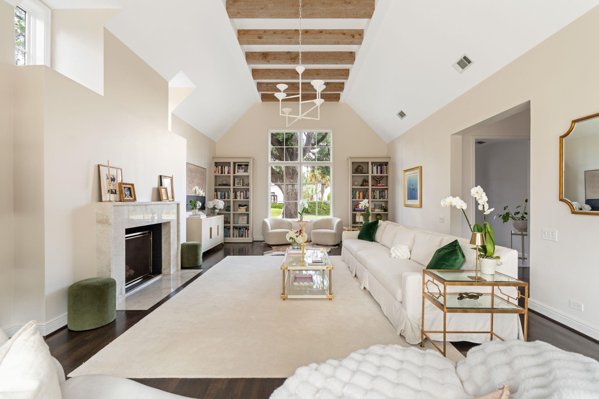 2105 Pelham Drive
