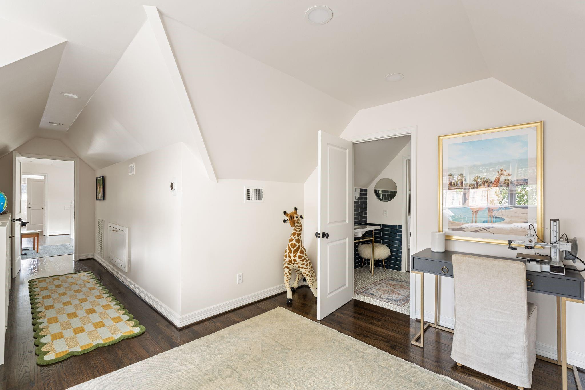2105 Pelham Drive