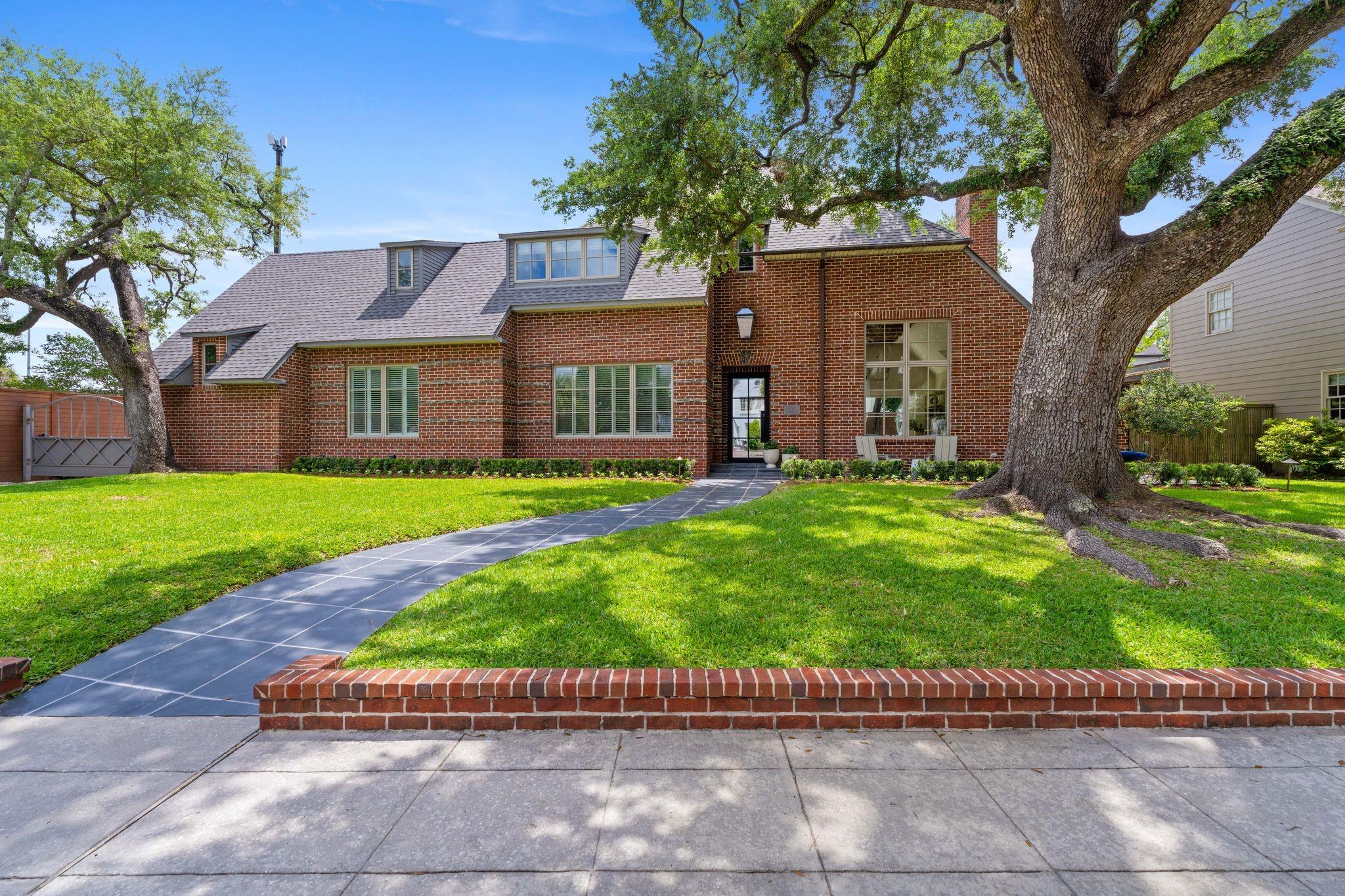 2105 Pelham Drive