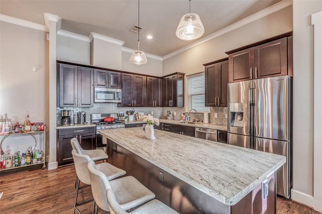 949 W 23rd Street