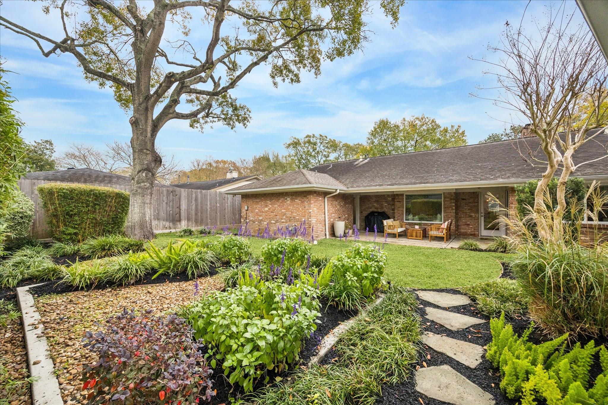 5718 Jackwood Street