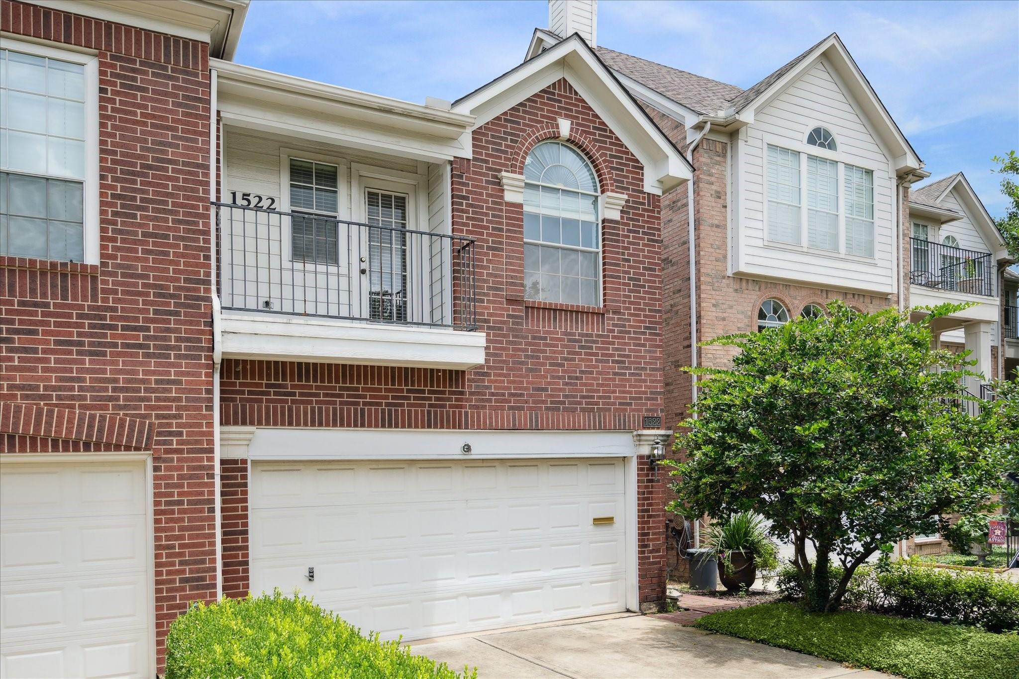 1522 Castle Court