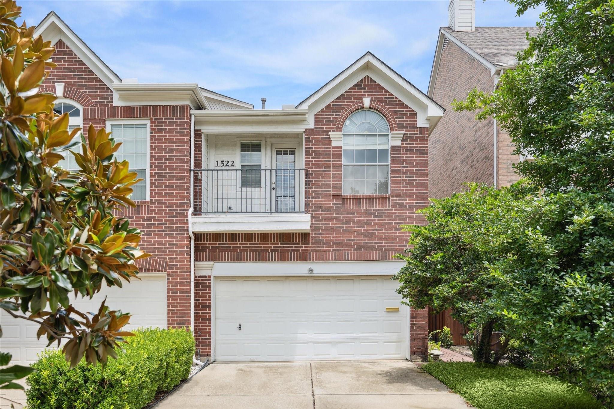 1522 Castle Court