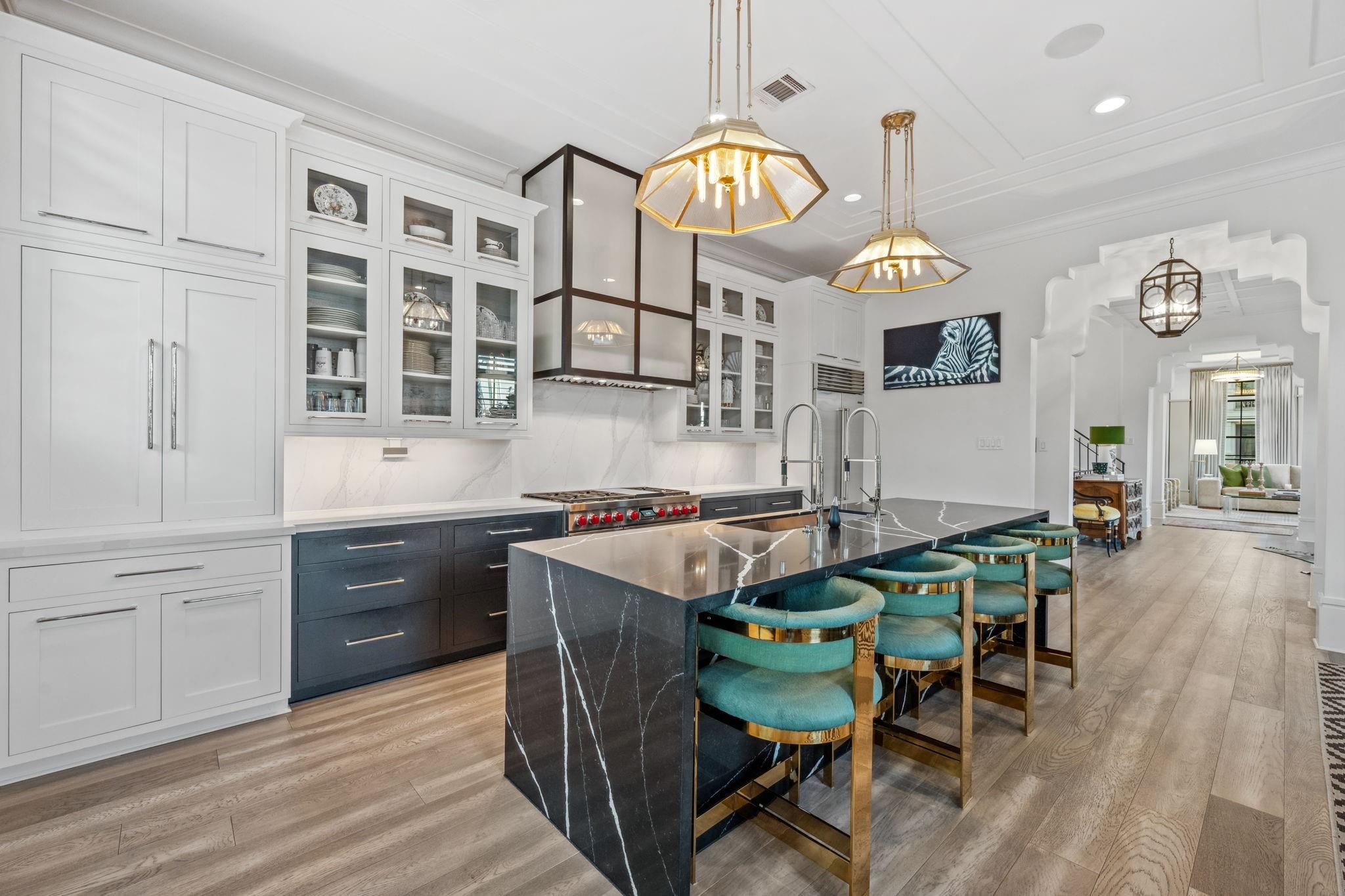 81 Crain Square Boulevard