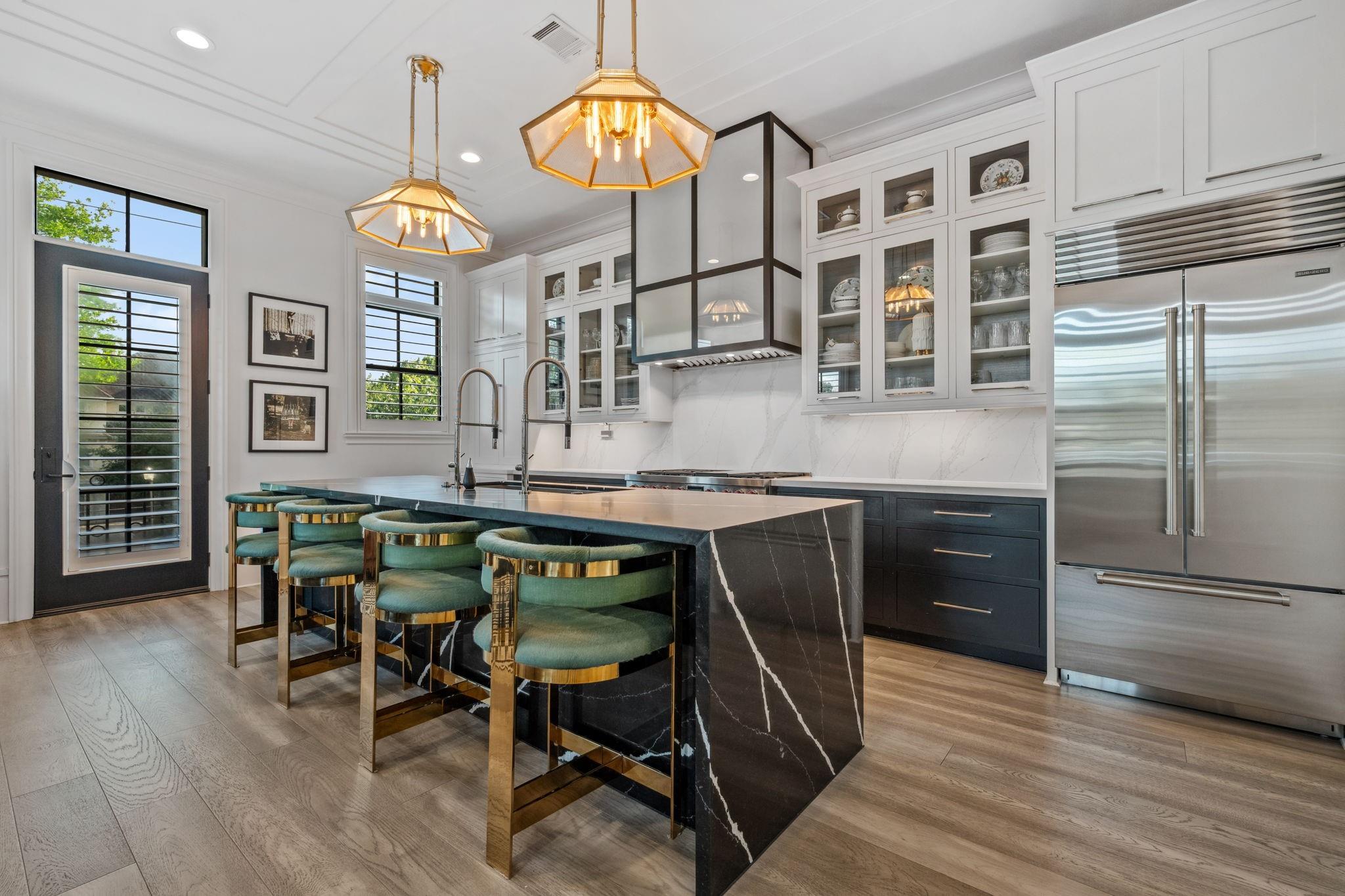 81 Crain Square Boulevard