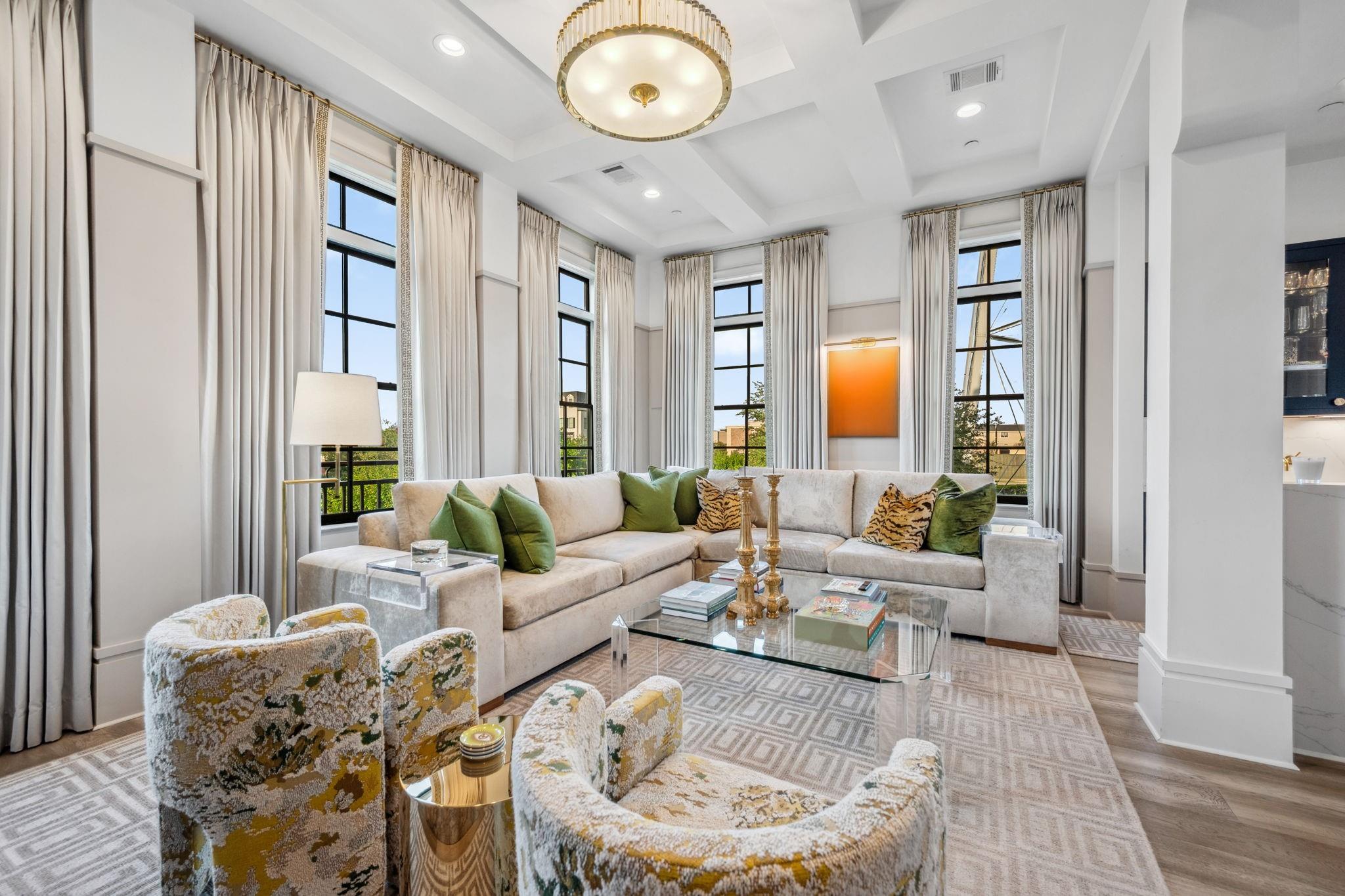 81 Crain Square Boulevard